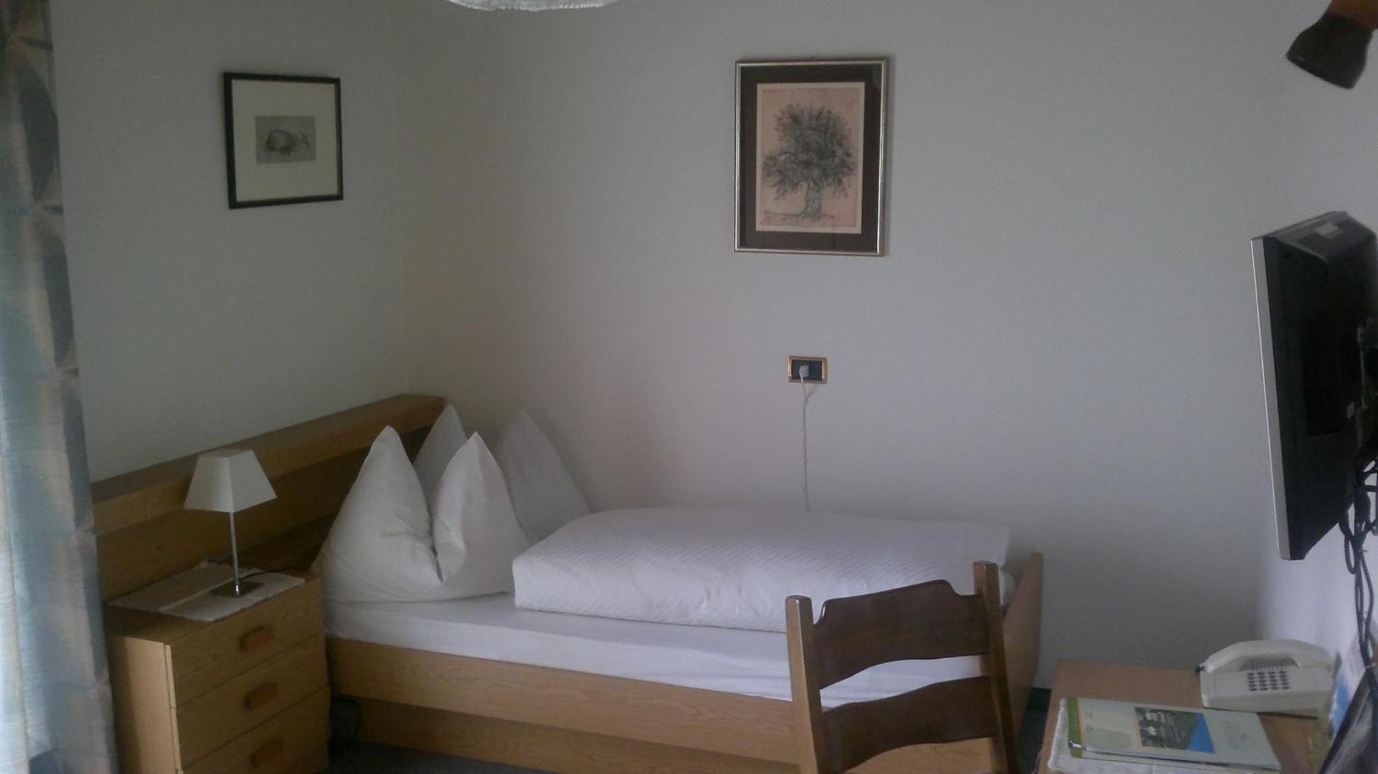 Hotel B&B Gasthof Zur Linde Rio di Pusteria Exterior photo