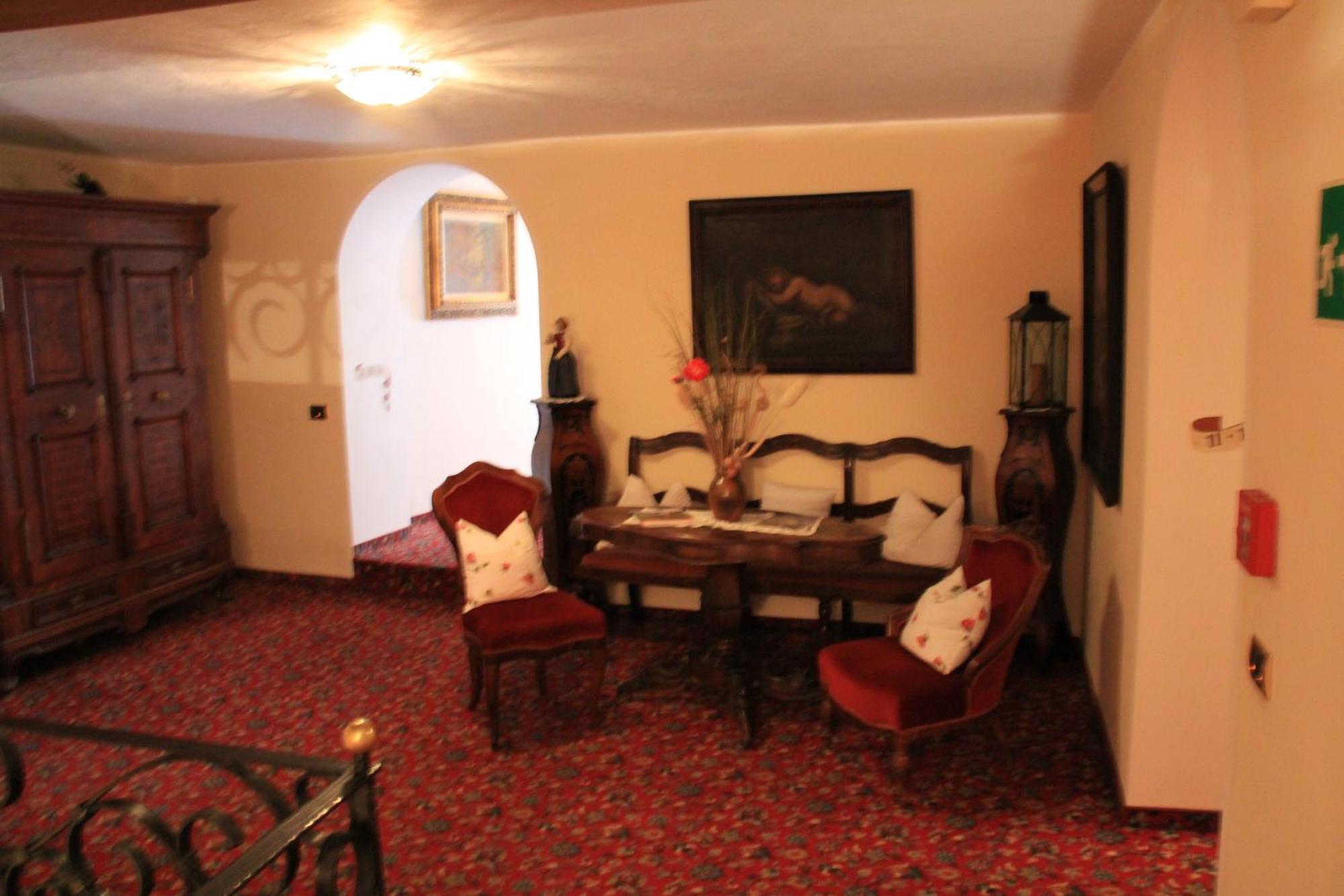 Hotel B&B Gasthof Zur Linde Rio di Pusteria Exterior photo