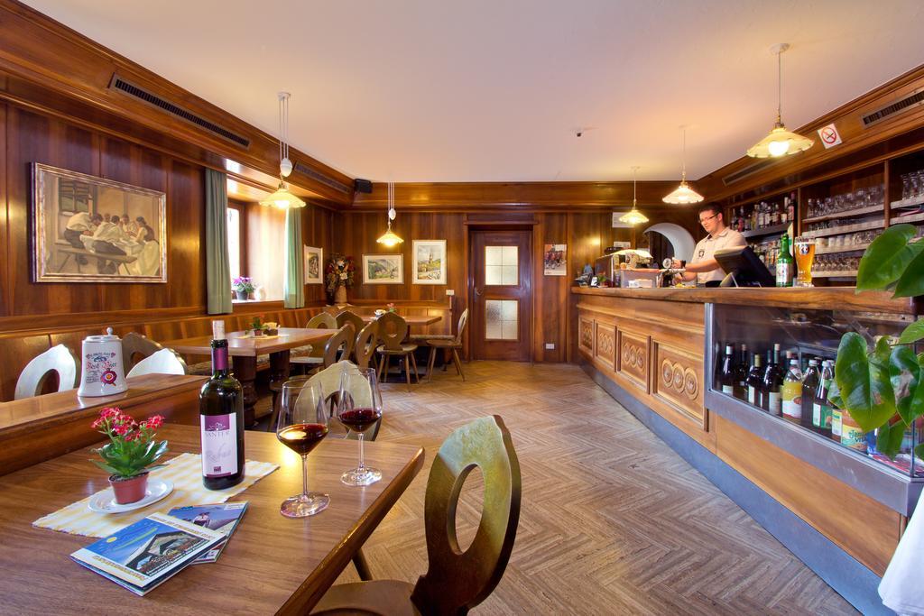 Hotel B&B Gasthof Zur Linde Rio di Pusteria Exterior photo
